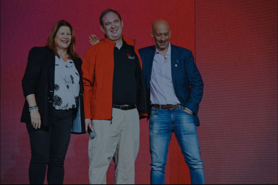 Klaus with the Sitecore MVP Red Jacket
