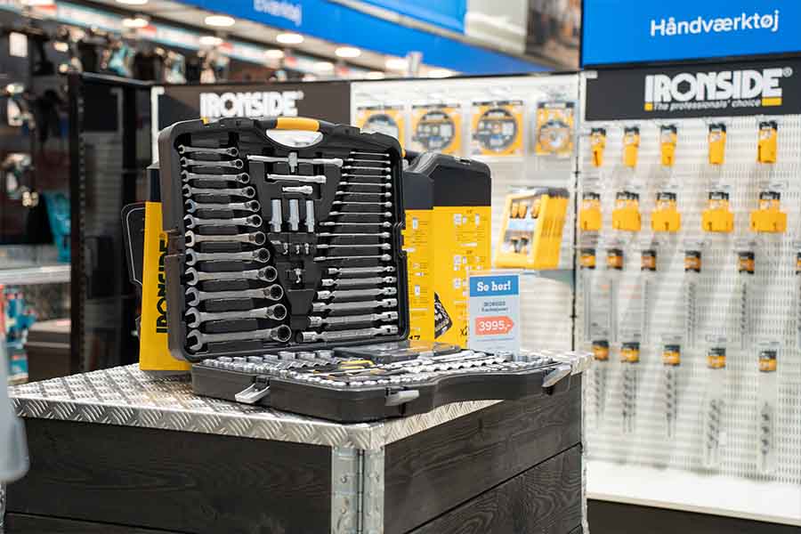 Handcraft tools in an Ahlsell store