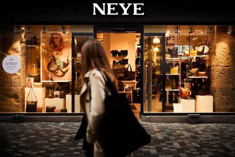 NEYE - Automated omnichannel - Alpha Solutions